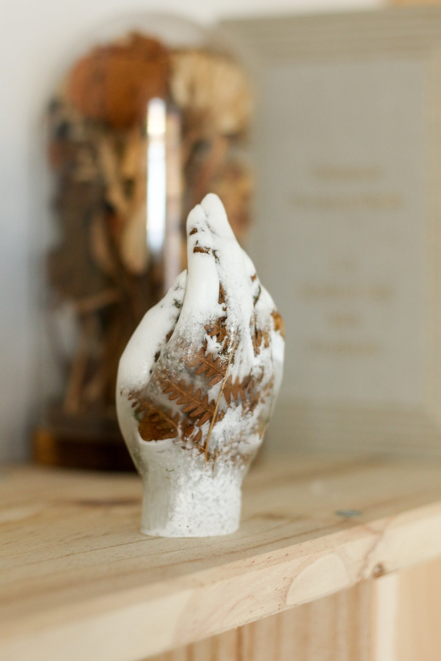 Statuette main n°02