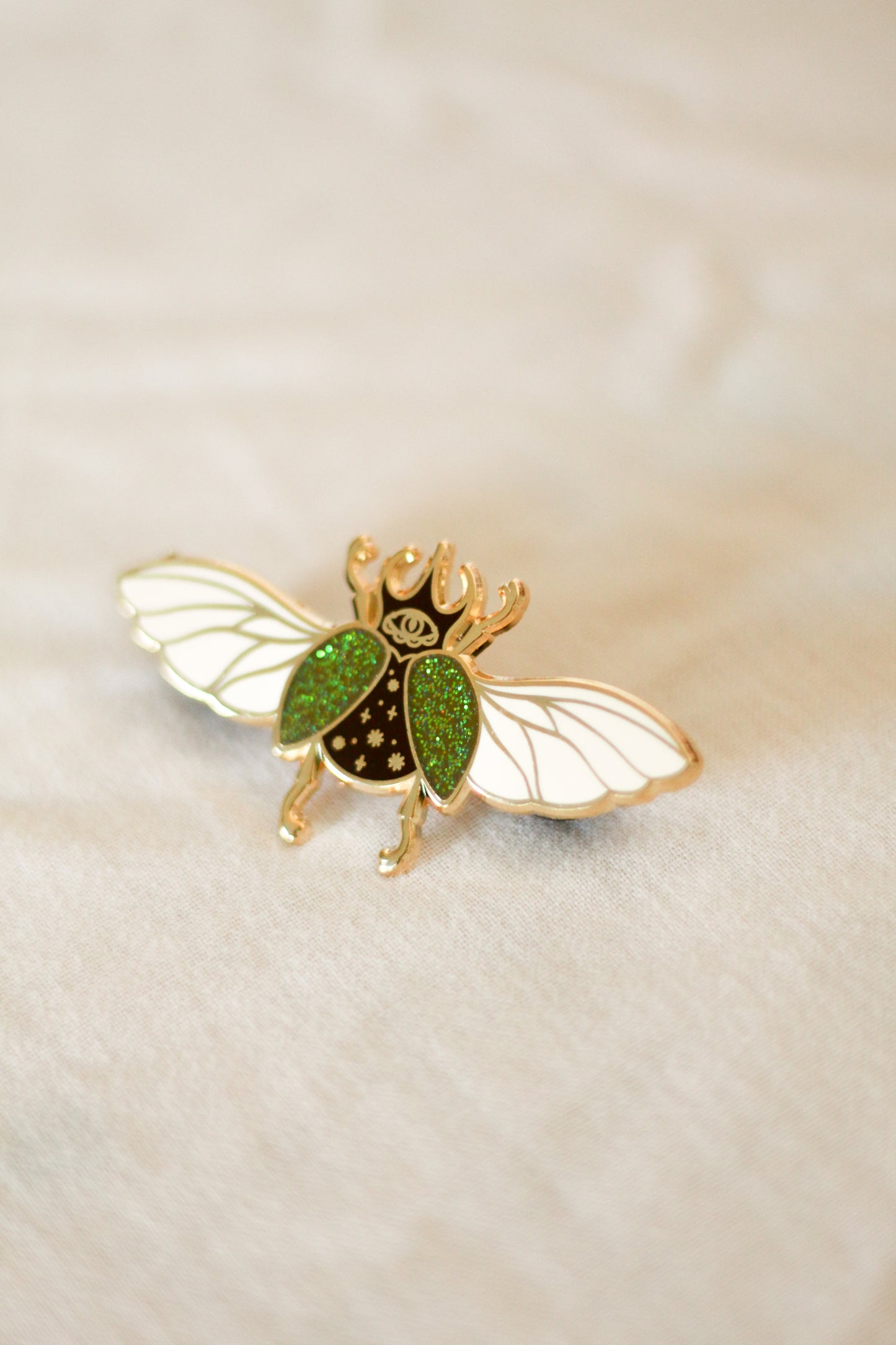 Pin's scarabée