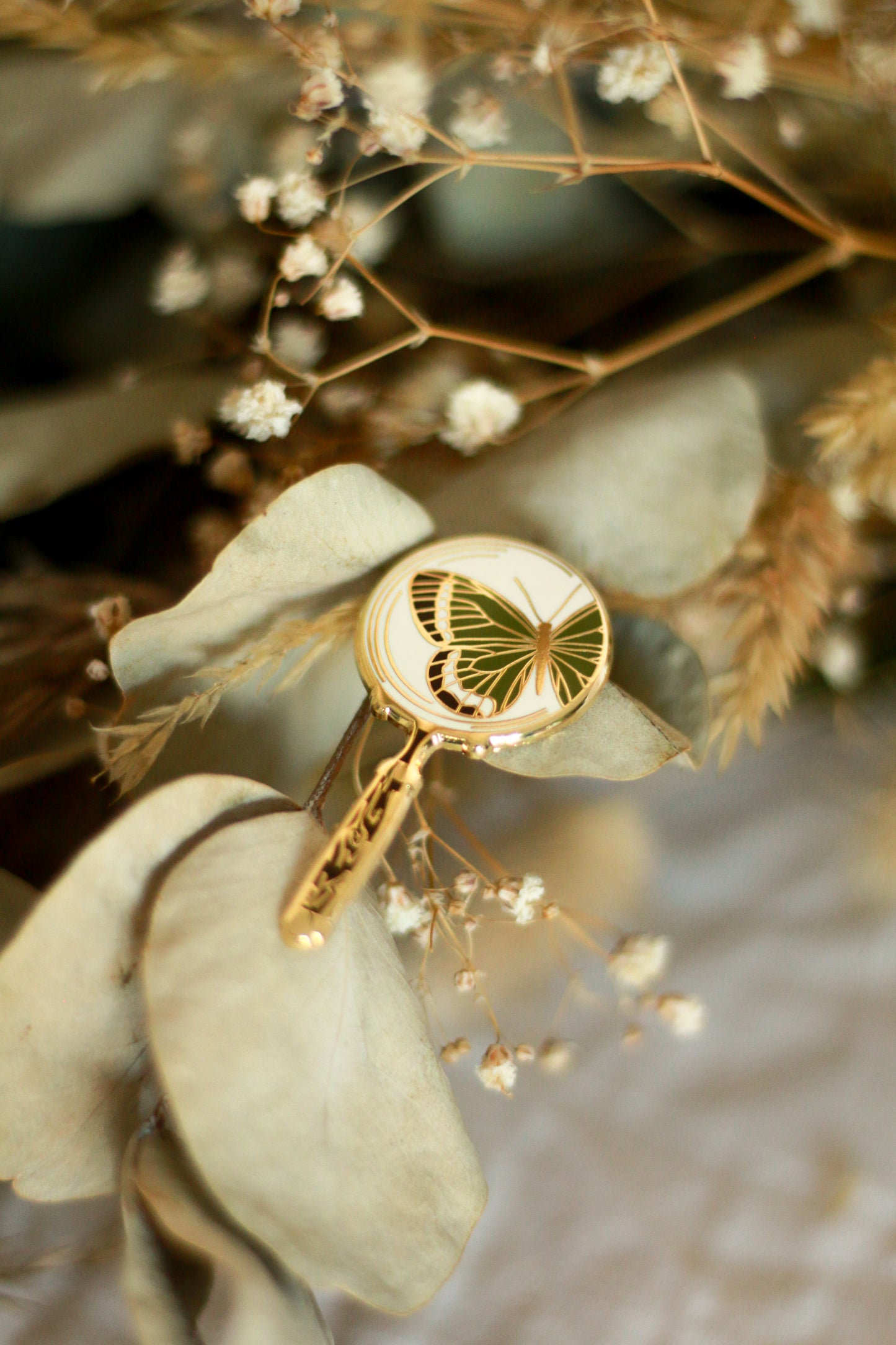 Pin's loupe