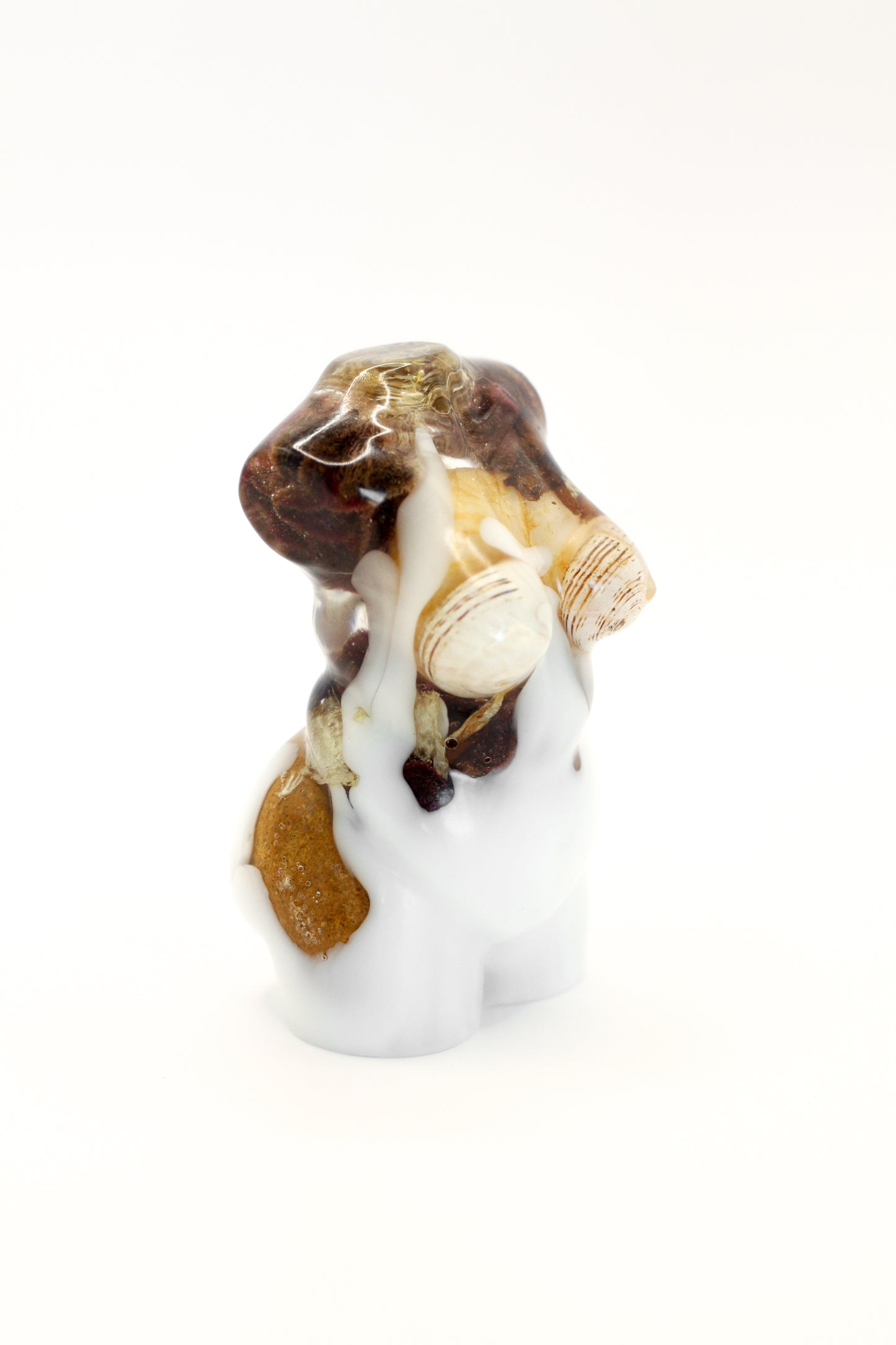 Statuette of a woman no. 34