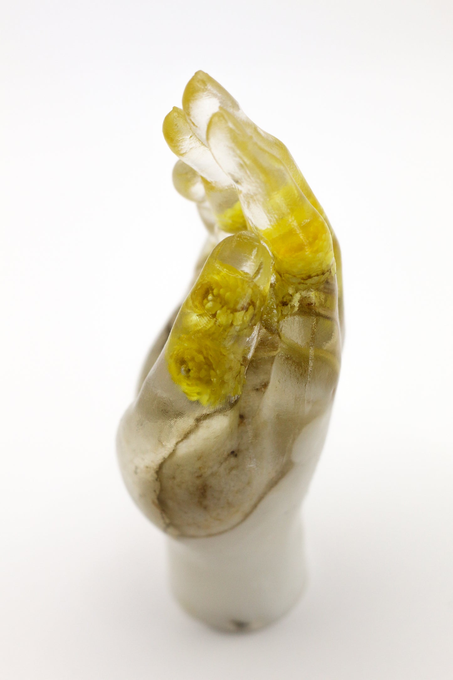 Statuette de main n°08