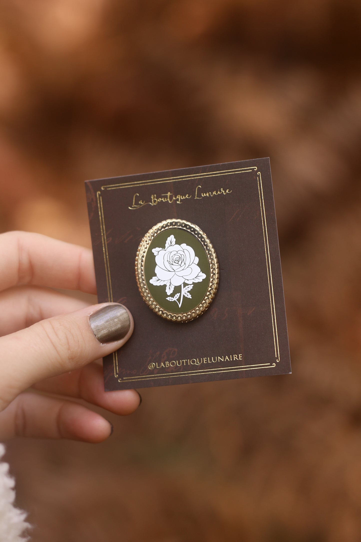Broche camée verte