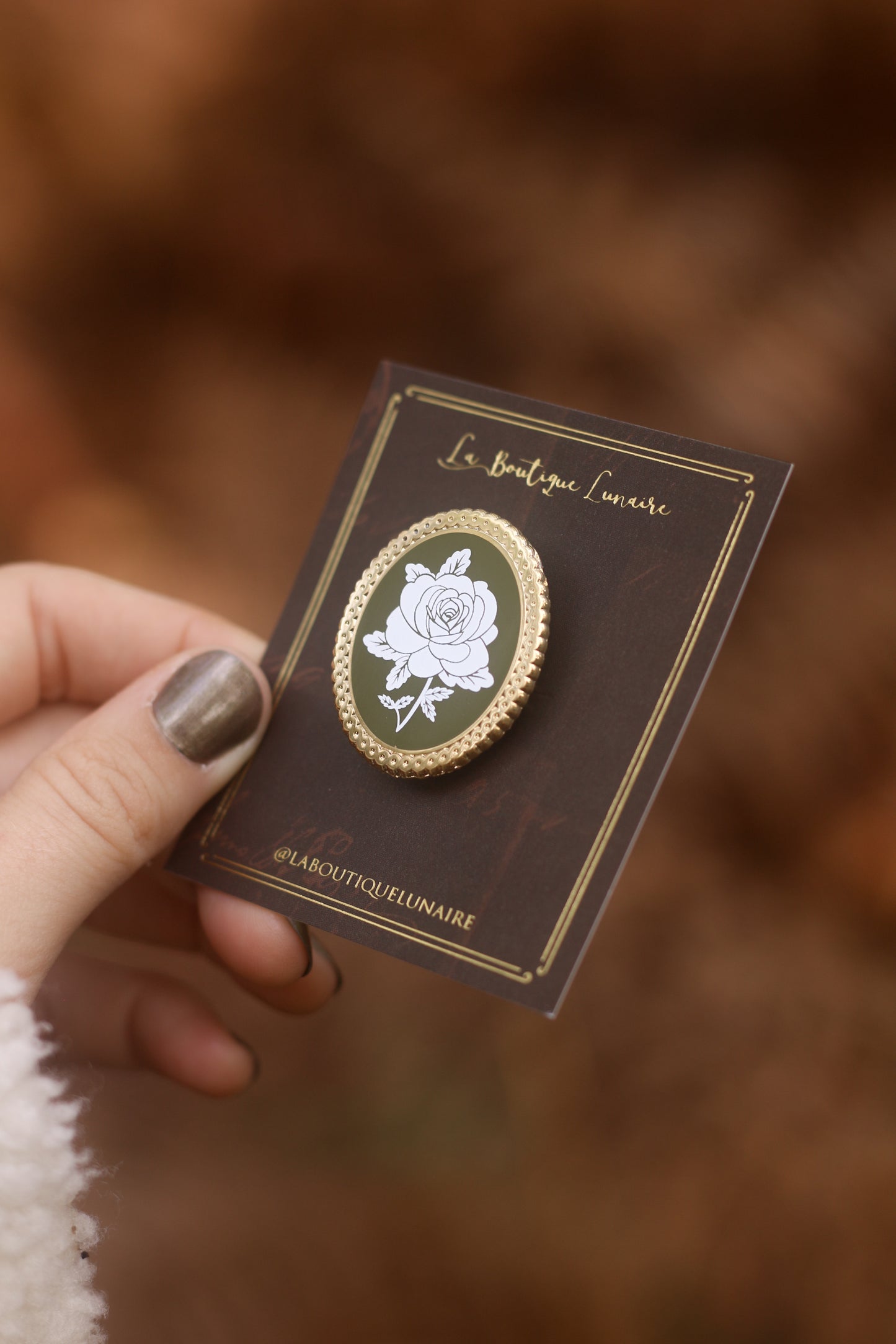 Broche camée verte