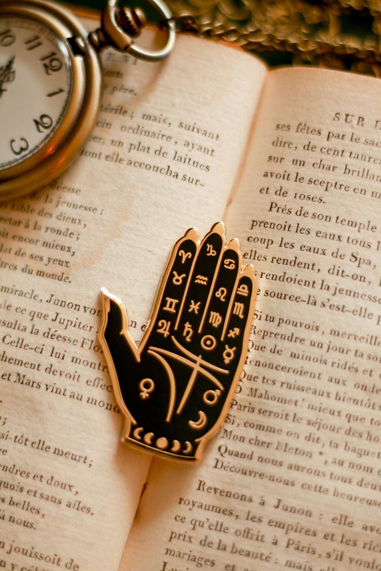 Pin's main de chiromancie