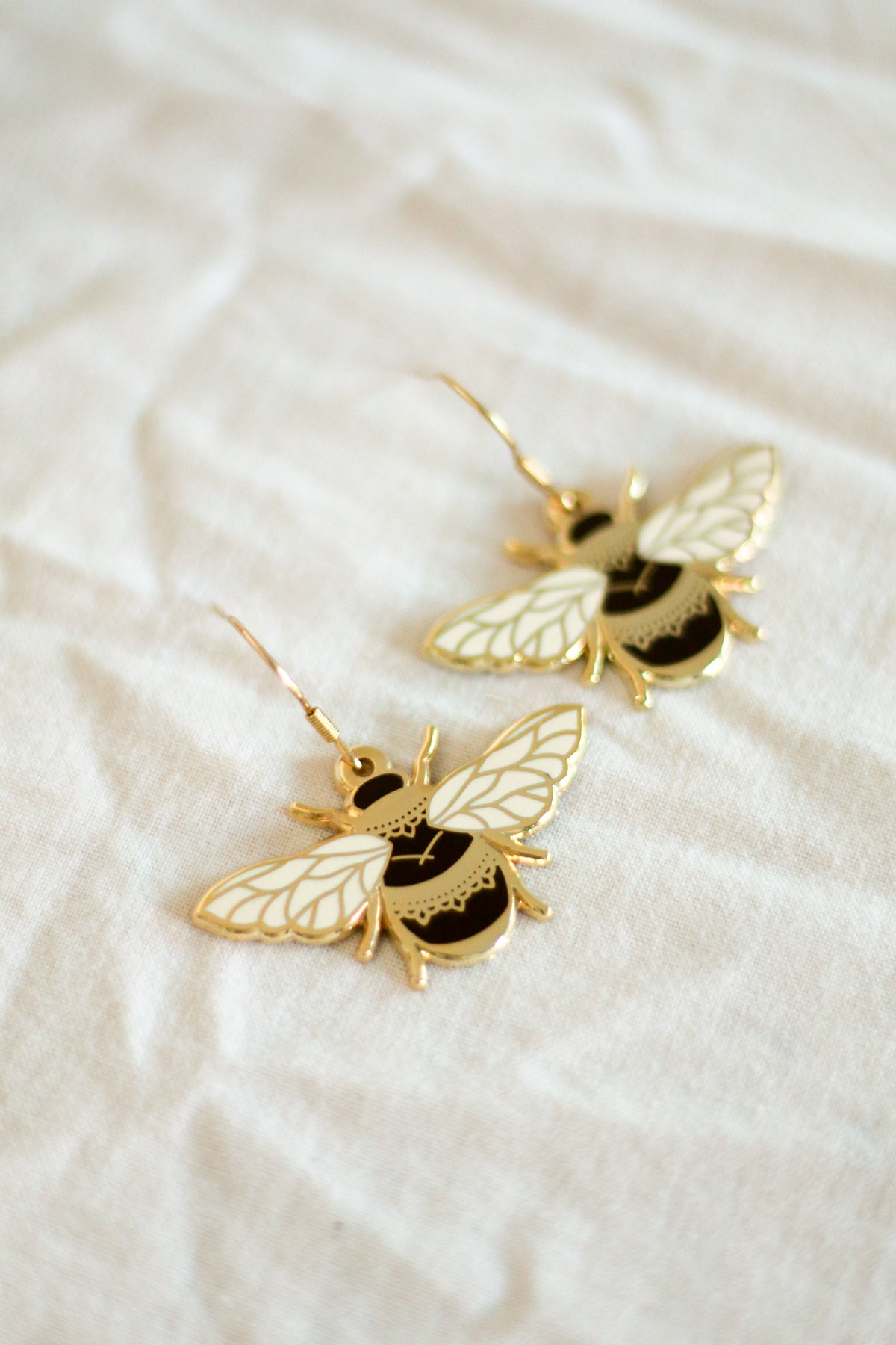 Boucles d'oreilles abeille