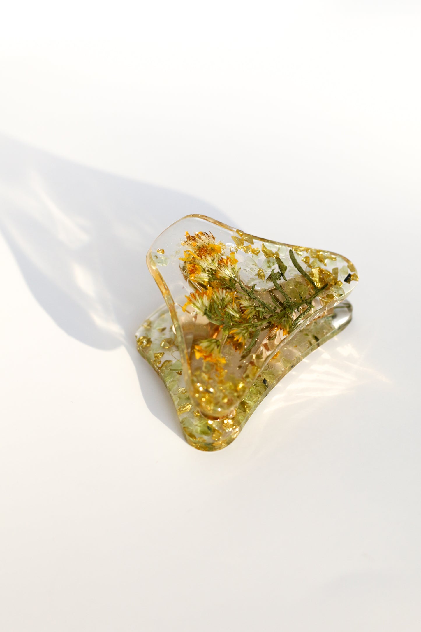 Pince à cheveux fleurs jaunes 02