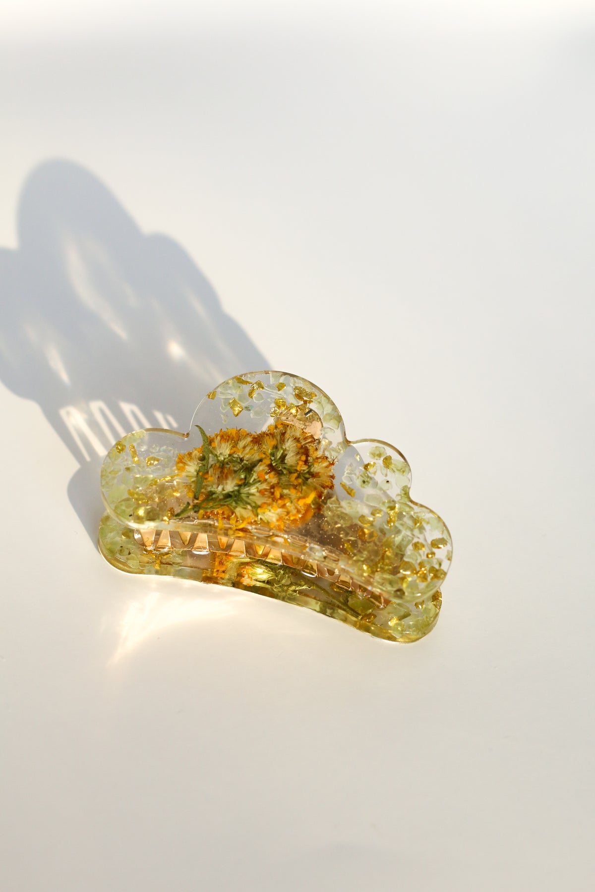 Yellow flower hair clip 04