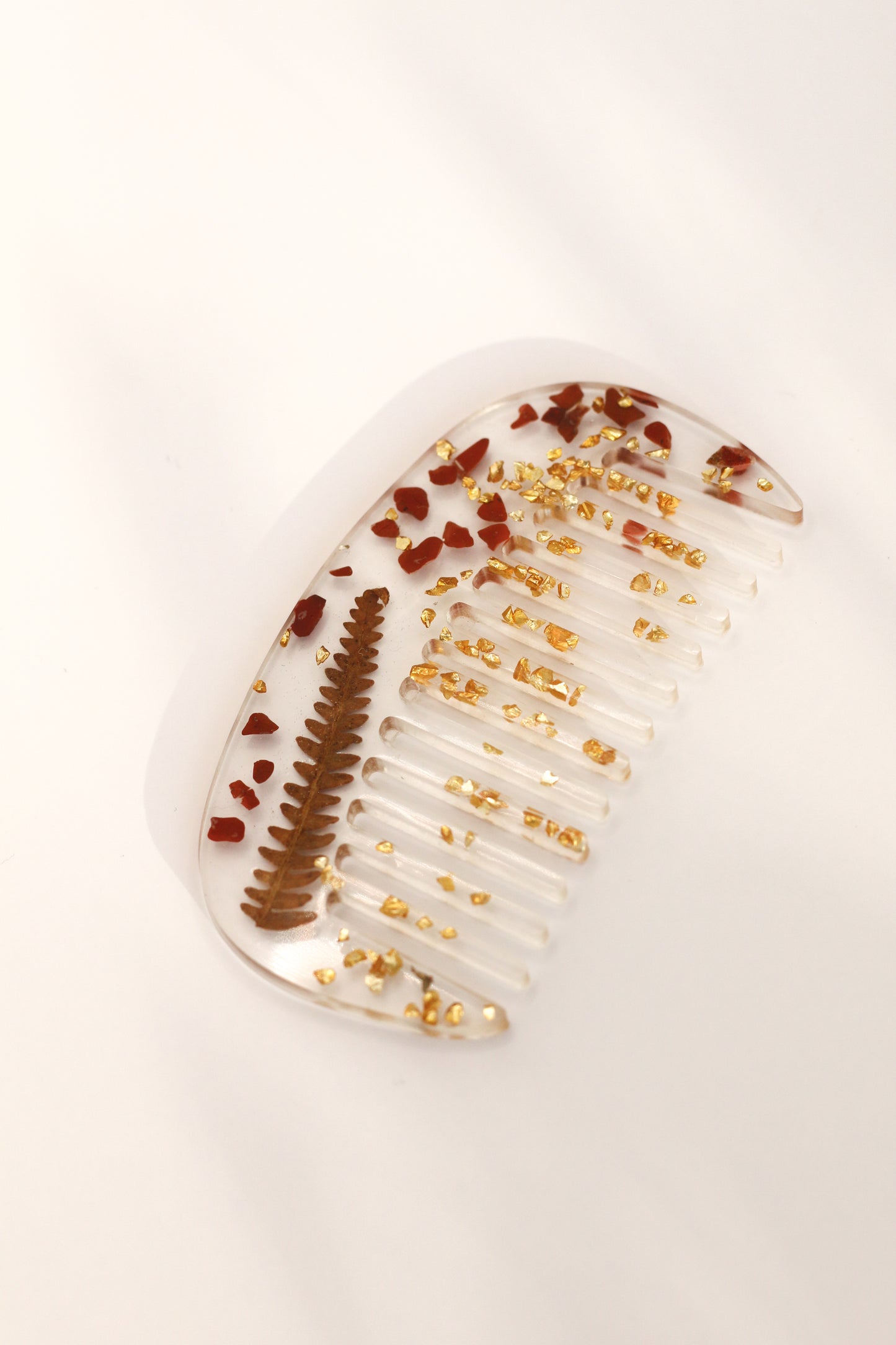 Petit peigne jaspe rouge 02