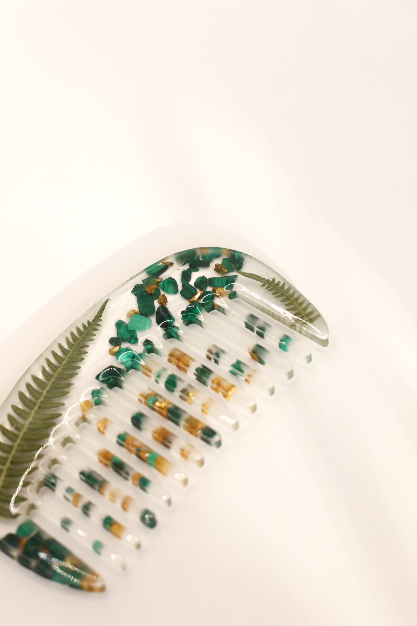 Petit peigne malachite 03