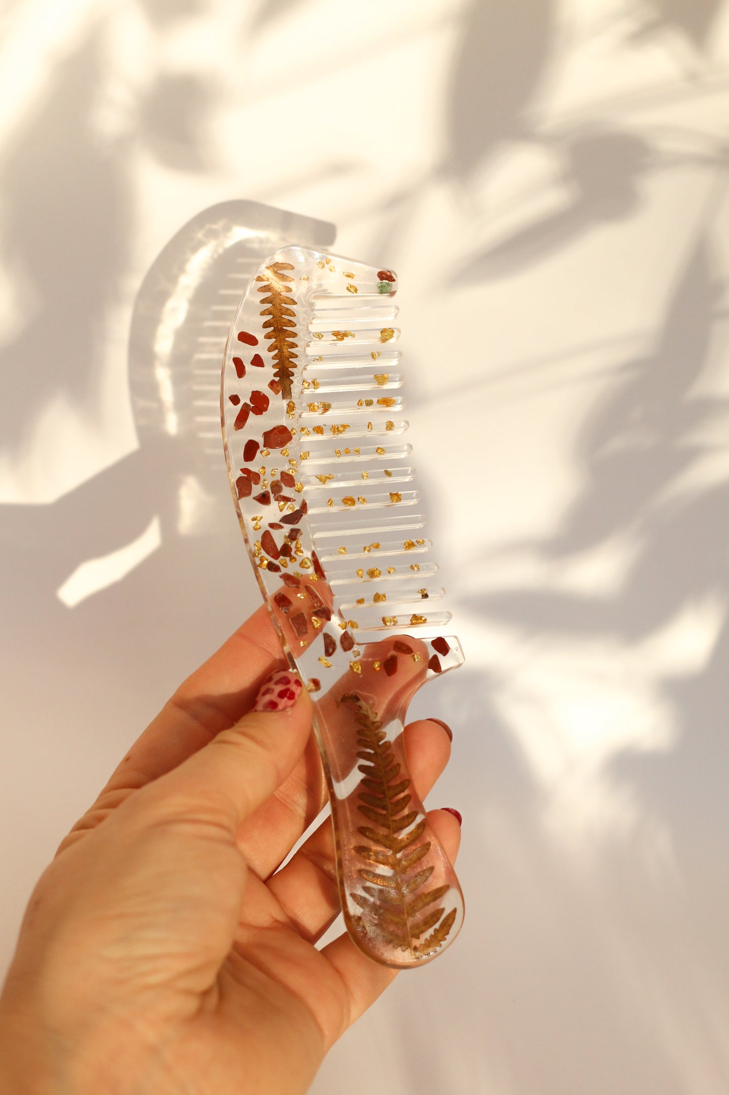 Grand peigne jaspe rouge