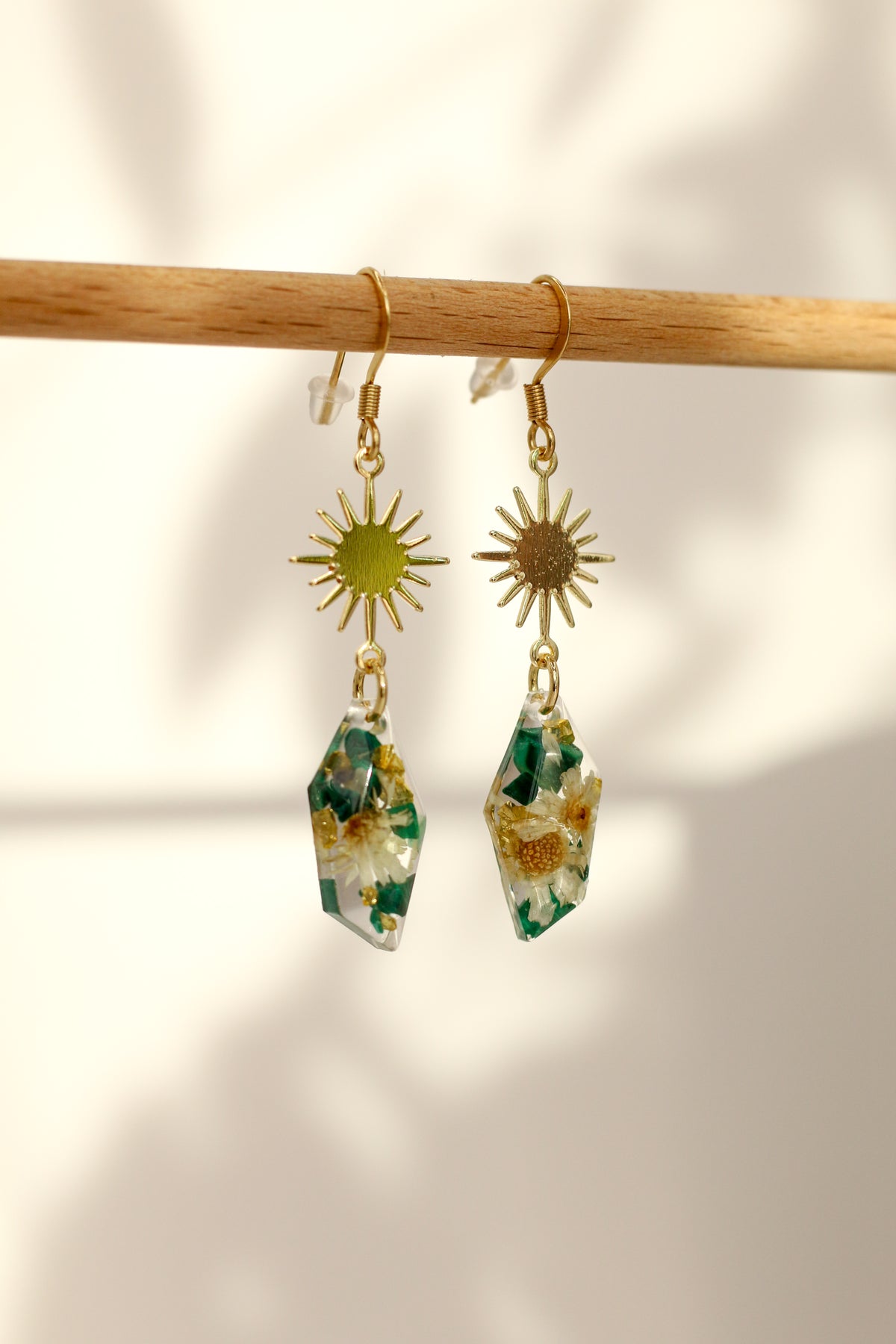 Floral malachite earrings - crystal