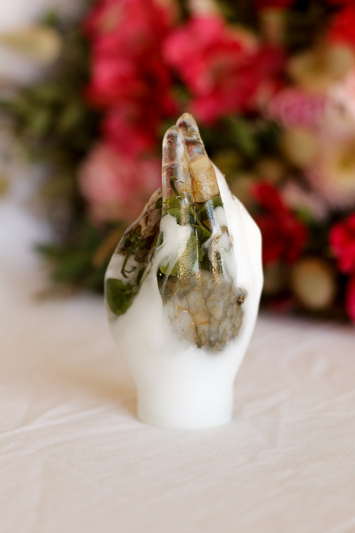 Hand statuette n°06