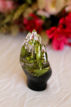 Hand statuette n°07