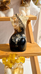 Les statuettes