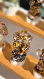 Les statuettes
