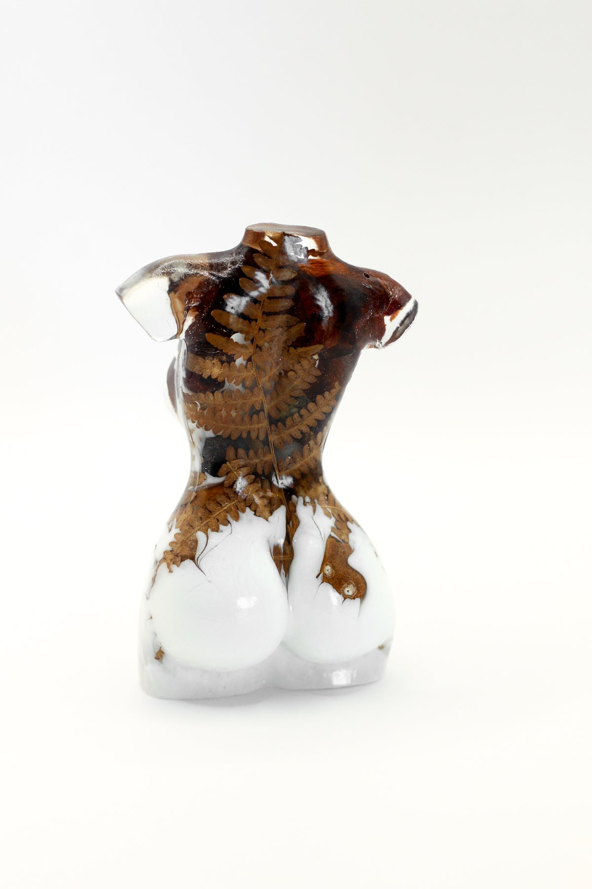 Statuette of a woman no. 35