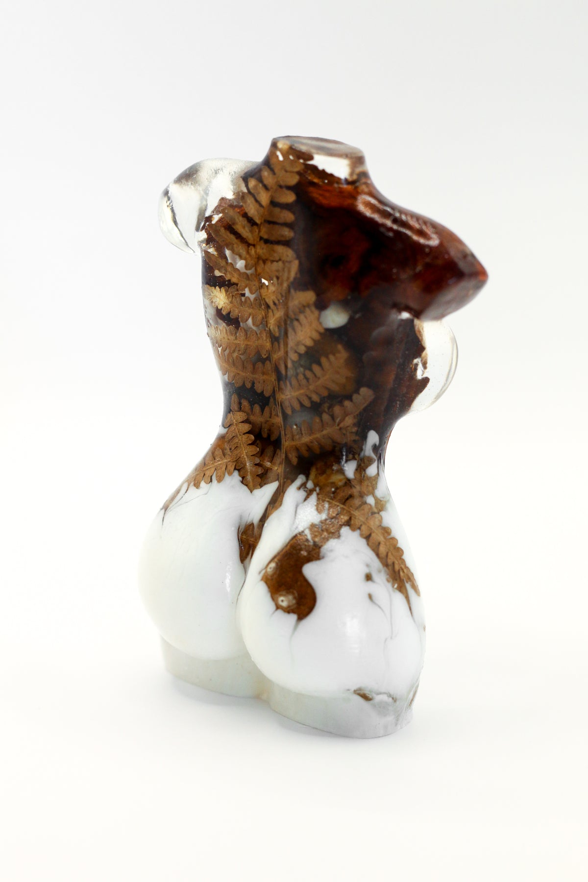 Statuette of a woman no. 35