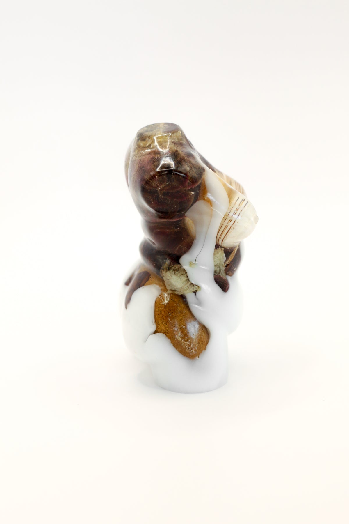 Statuette of a woman no. 34