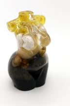 Statuette of a woman no. 25