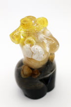 Statuette of a woman no. 25