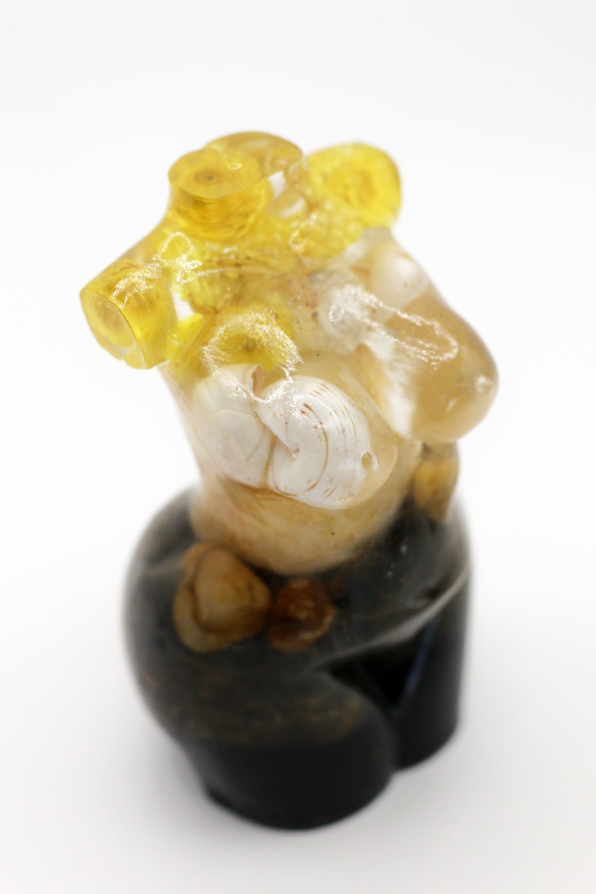 Statuette of a woman no. 25