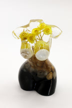 Statuette of a woman no. 28