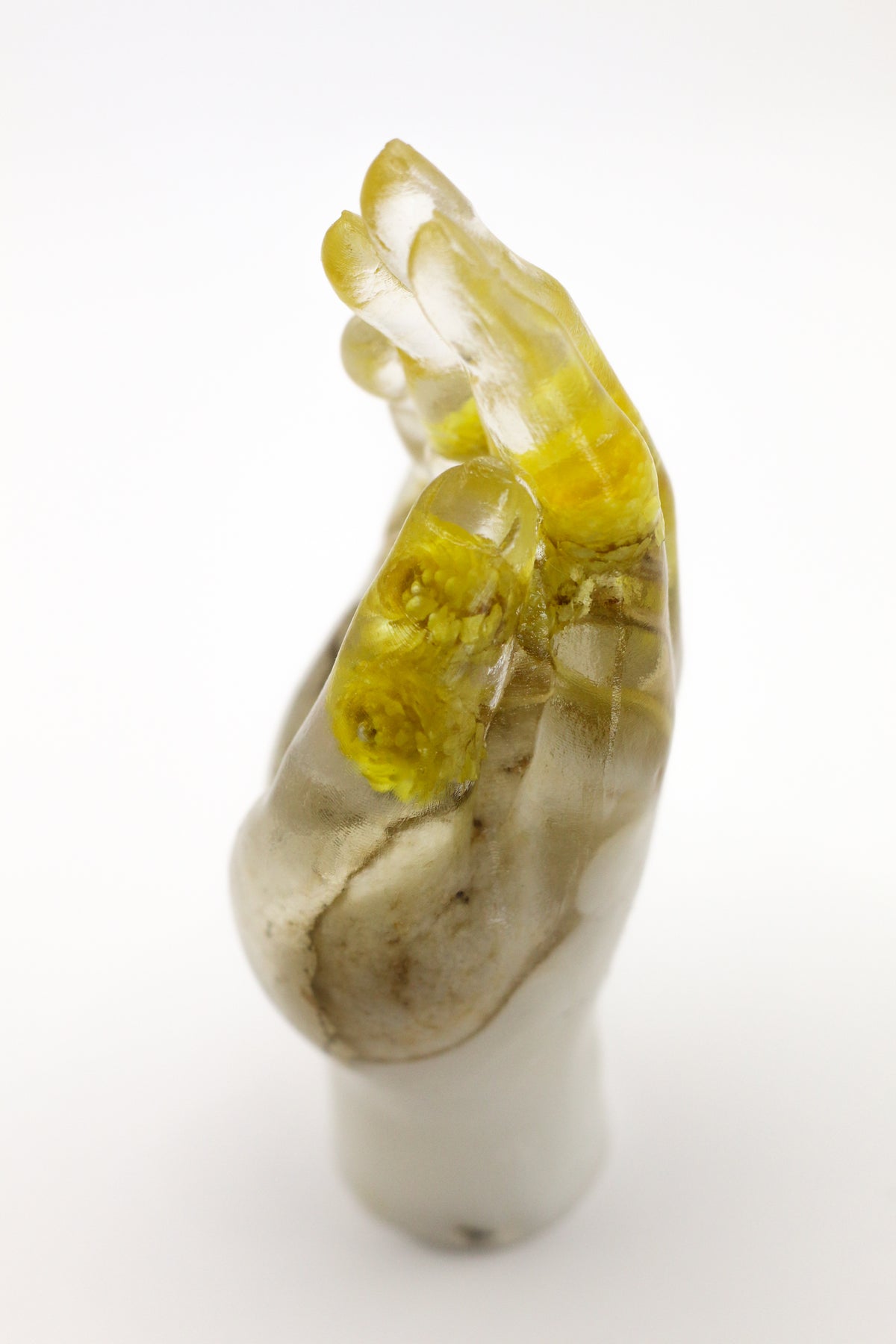 Hand statuette no. 08