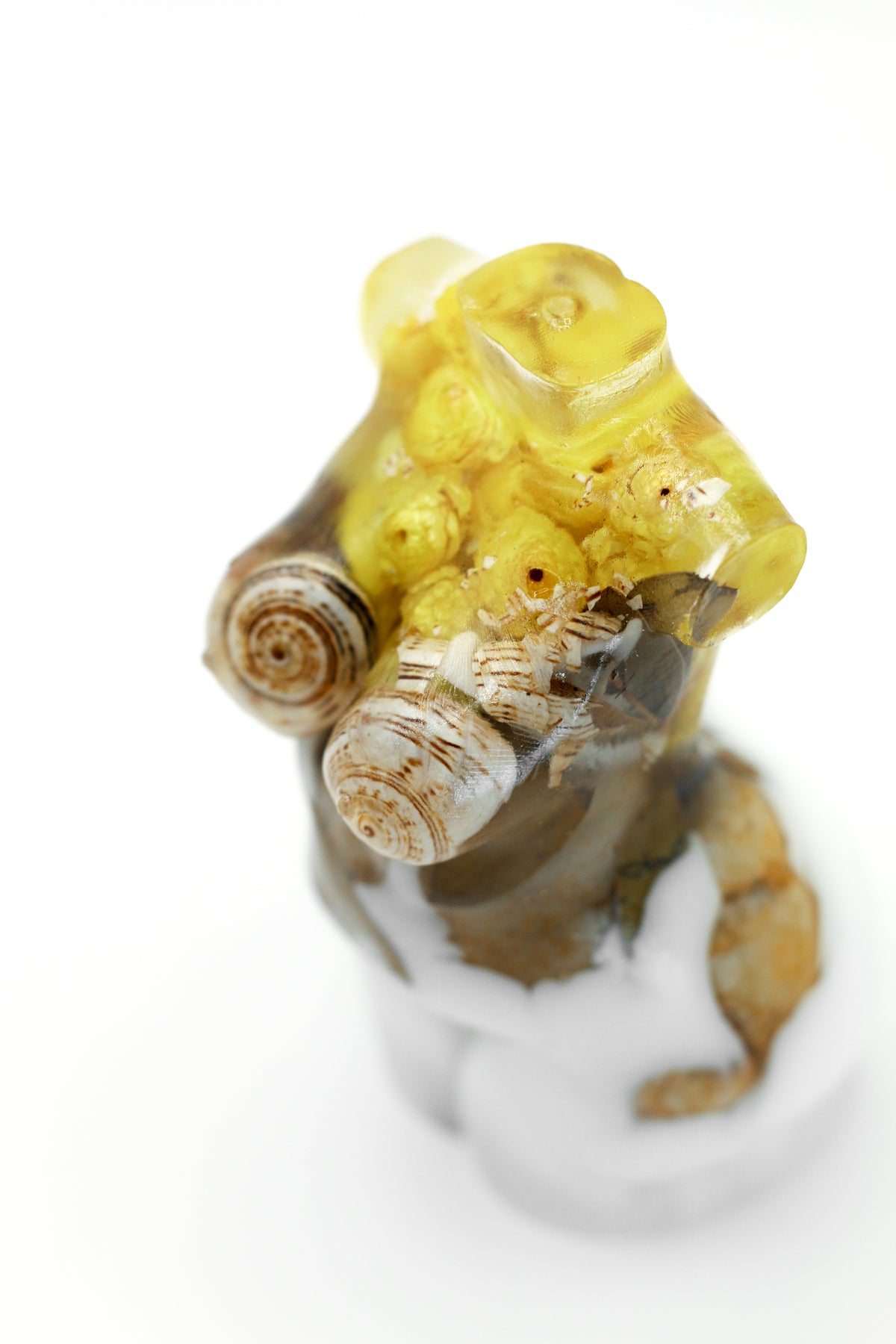 Statuette of a woman no. 31