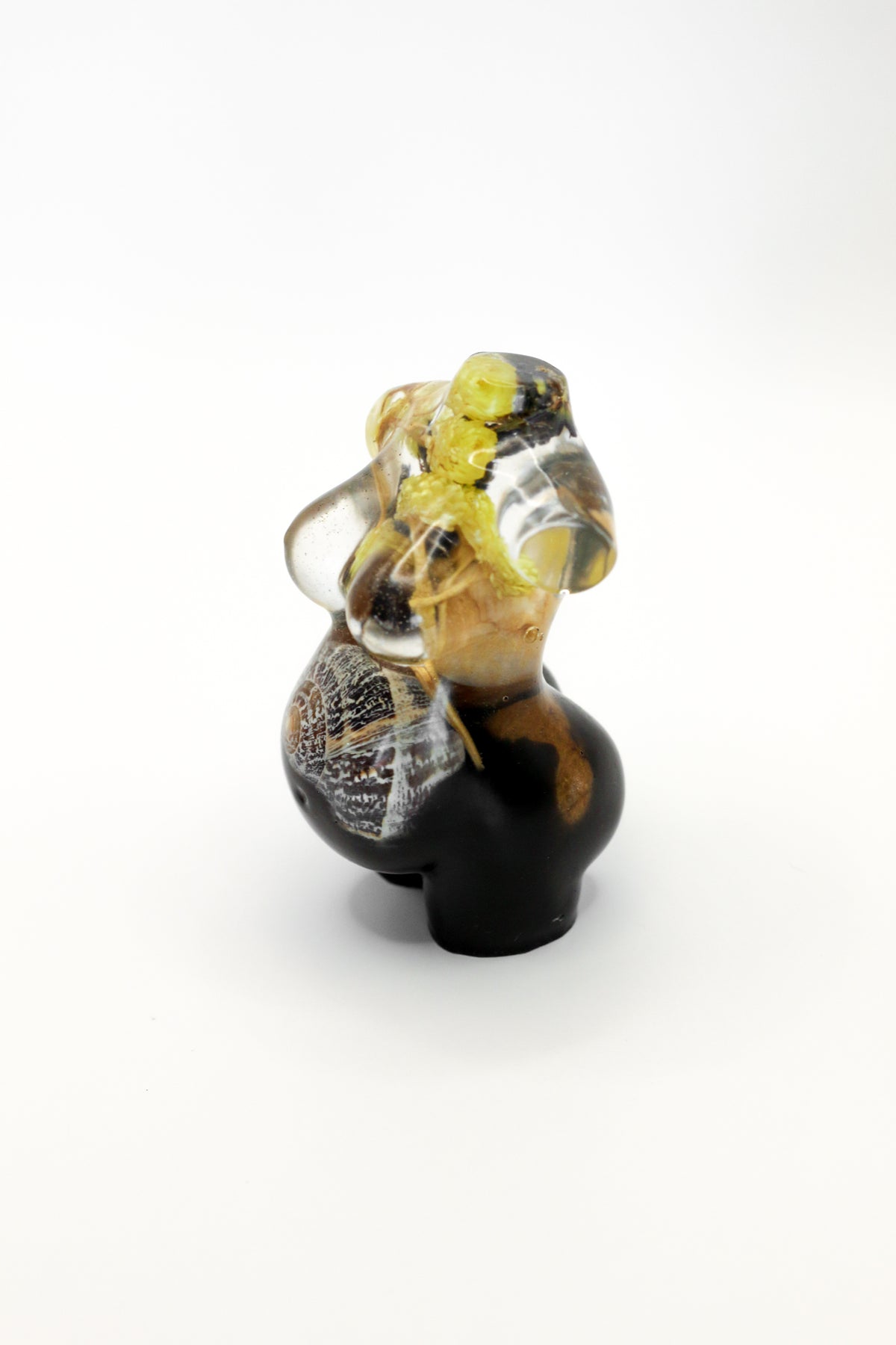 Pregnant woman statuette no. 33