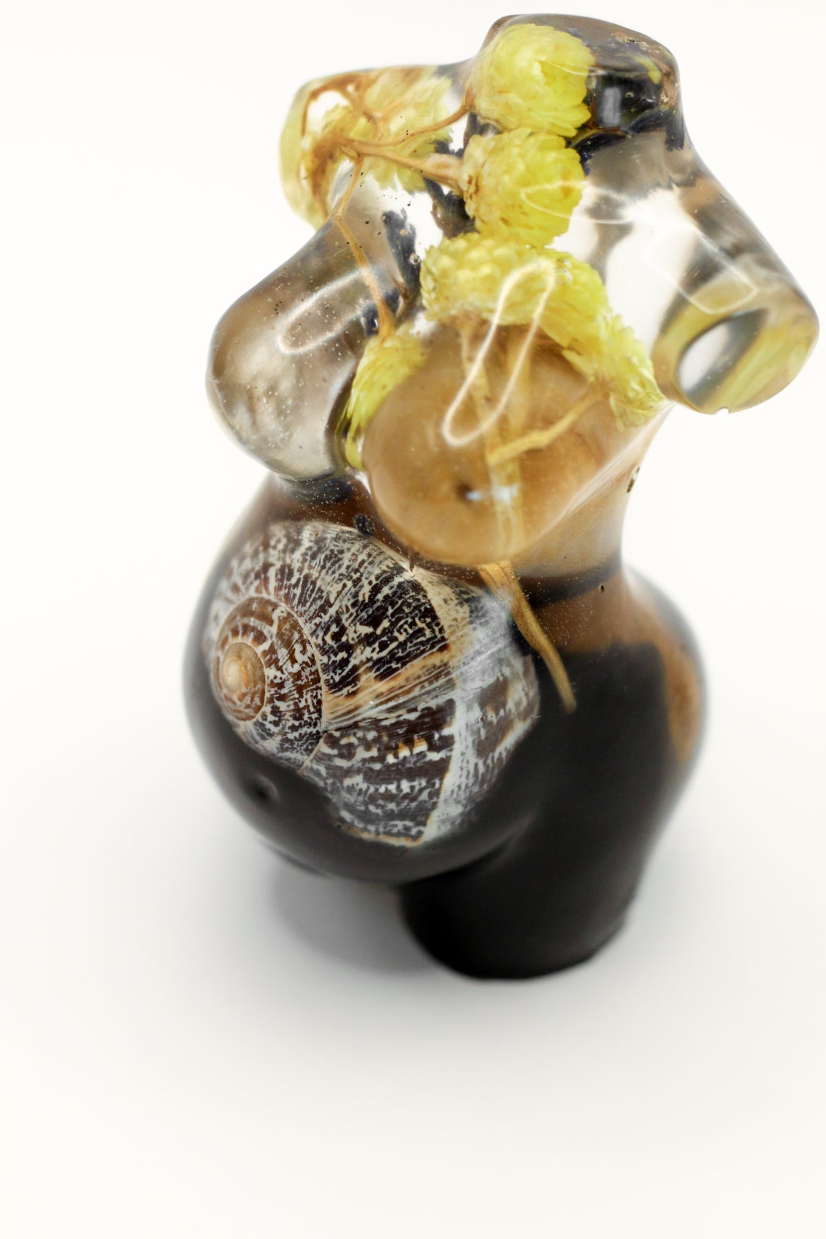 Pregnant woman statuette no. 33