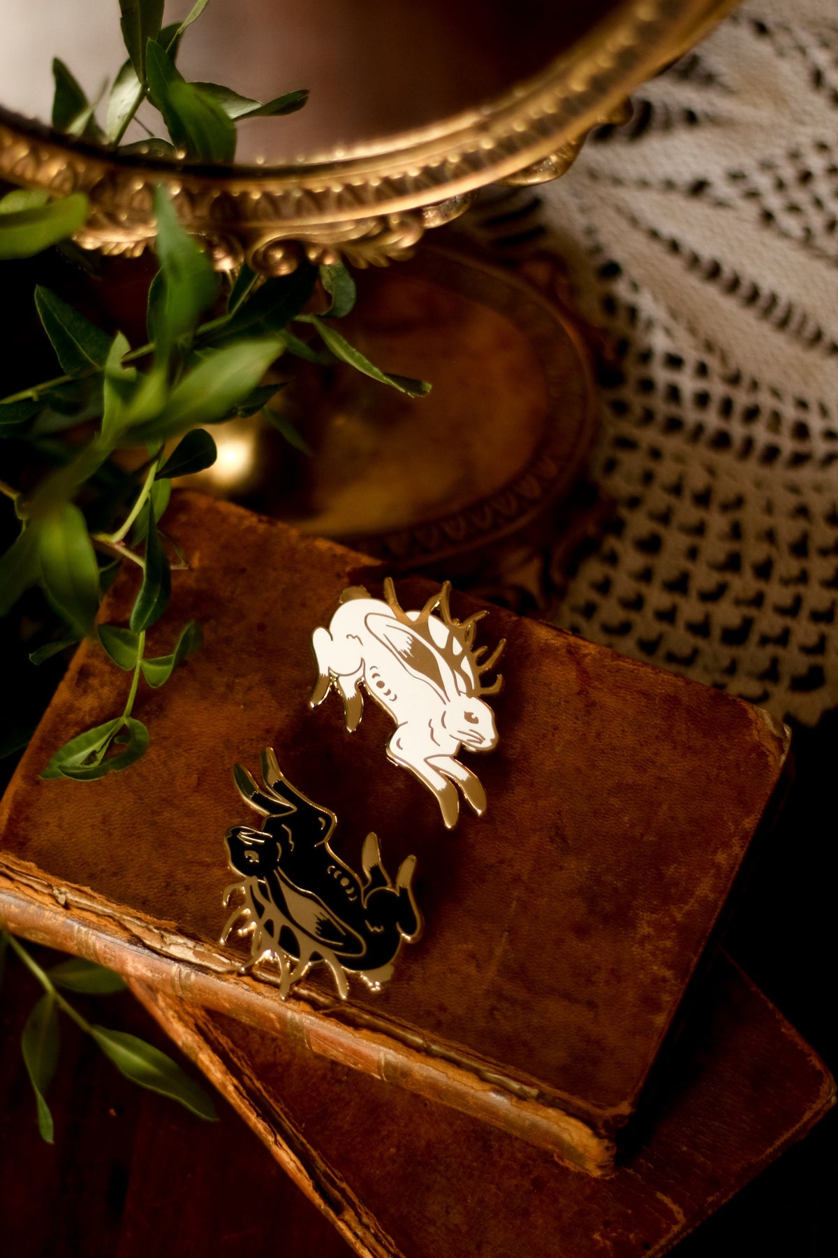 Set of 2 pins: White &amp; Dark Jackalope