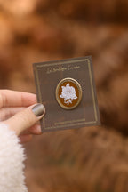 Broche camée orange
