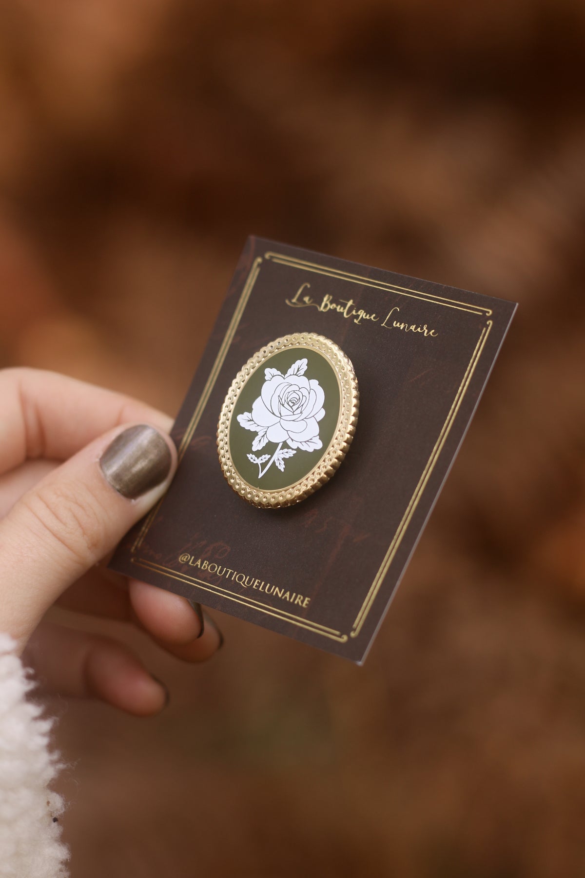 Broche camée verte